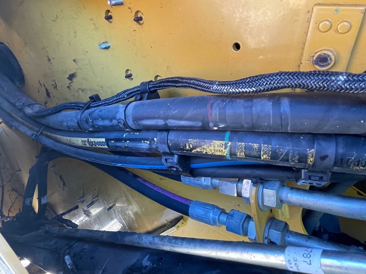 caterpillar-297d2-image-18