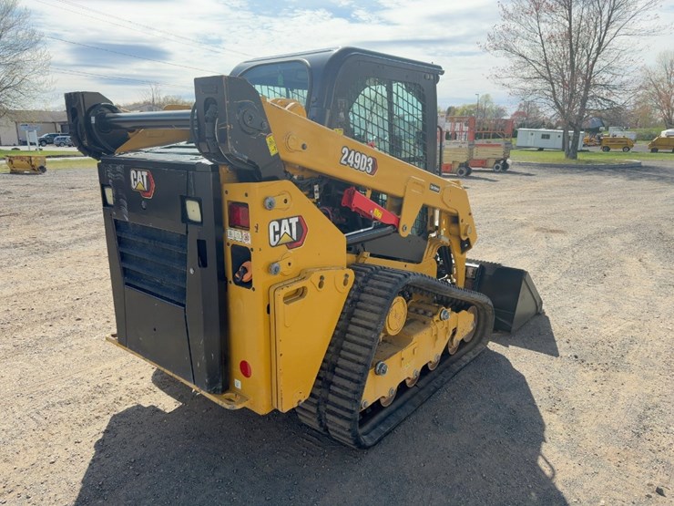 2023-caterpillar-249d3-image-5