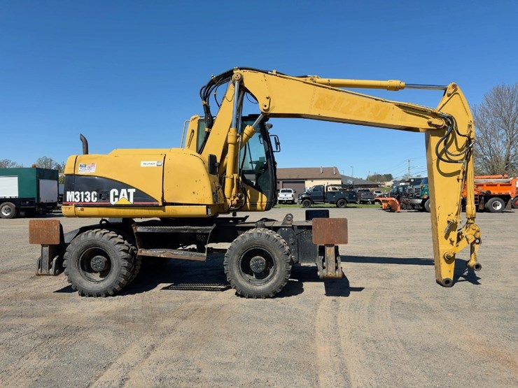 2003-caterpillar-m313c-image-6