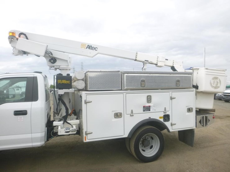 2022-ford-f450-image-10