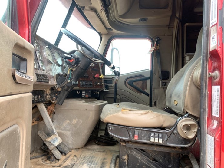 2007-caterpillar-c15-image-10