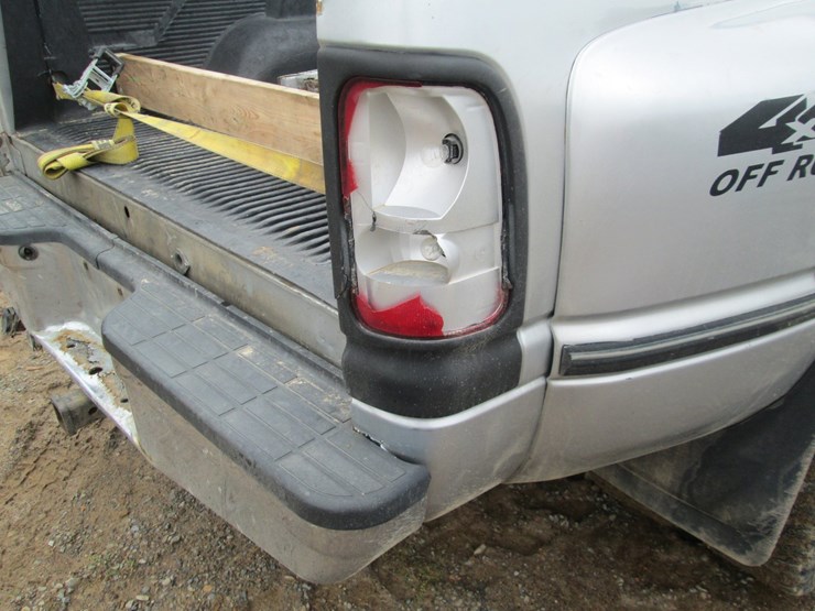 1996-dodge-3500-image-16