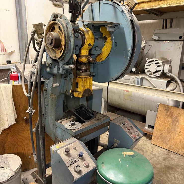 ZEH & HAHNEMANN Vertical Press *Needs Motor*