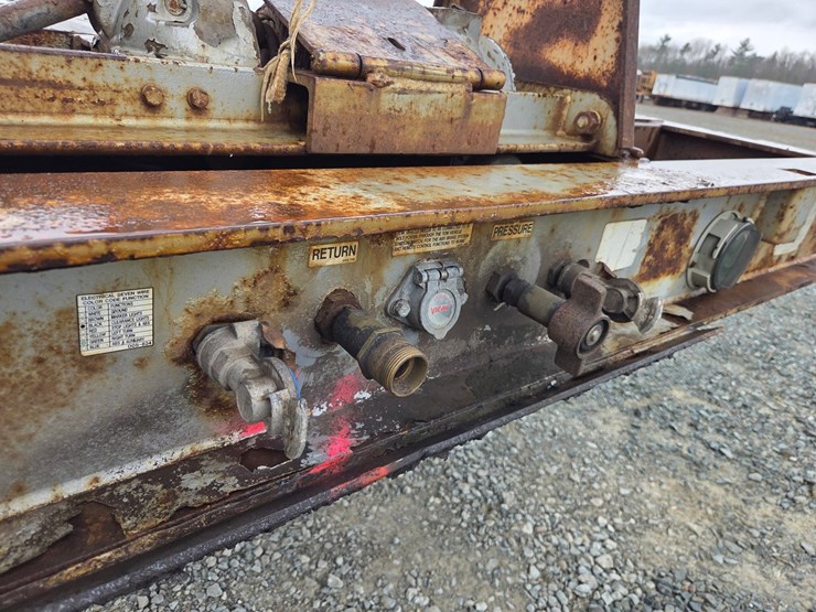 2006-trail-eze-te-70-ht-image-9