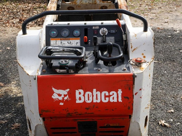 2014-bobcat-mt55-image-37