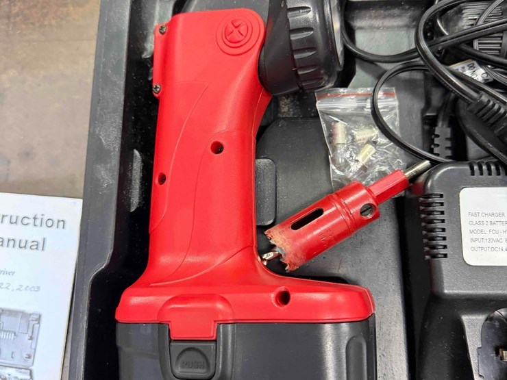 handyman-14.4-volt-cordless-drill-&-light-image-3
