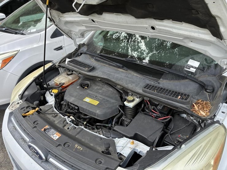 2013-ford-escape-se-image-6