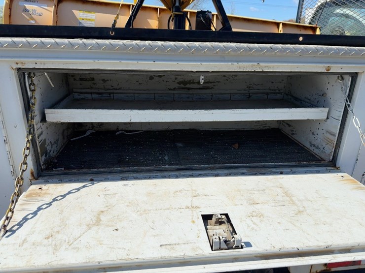 2008-ford-f350-xl-image-17