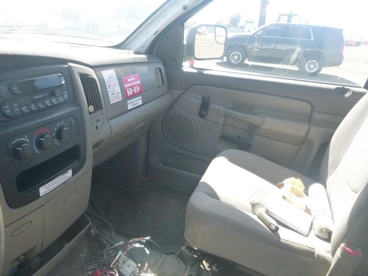 2005-dodge-ram-2500-image-12