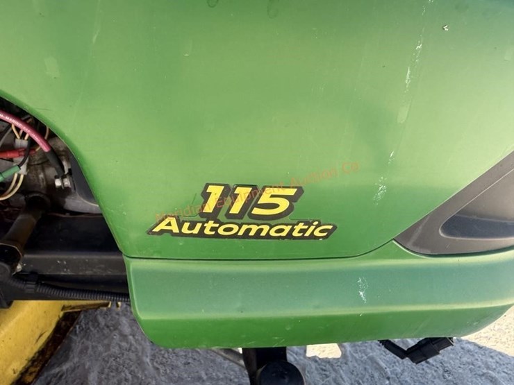 john-deere-115-image-16