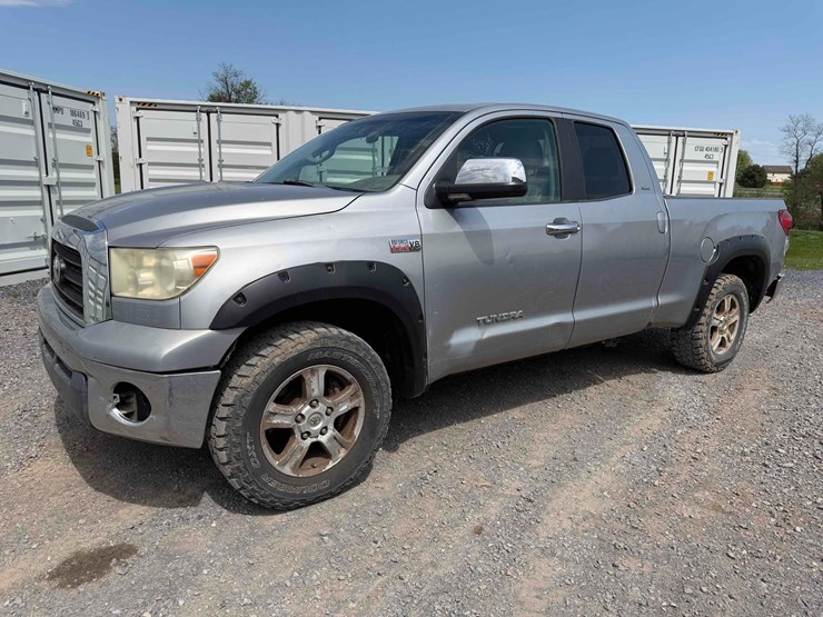 2007-toyota-tundra-image-1