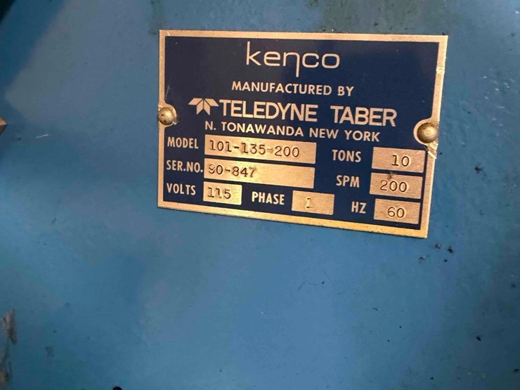kenco-10-vertical-press-image-8