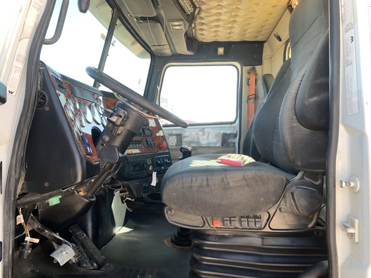 2012-western-star-4900-image-10