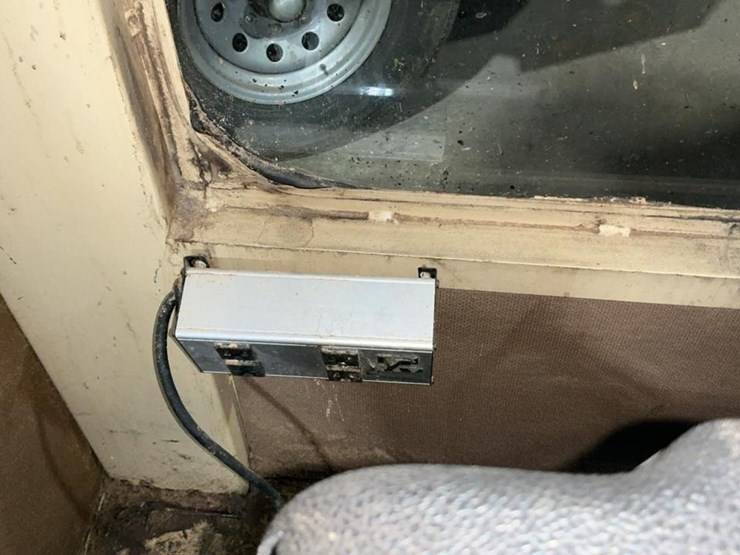 #149-•-2017-hurdle-magnum-lt-carriage-image-69