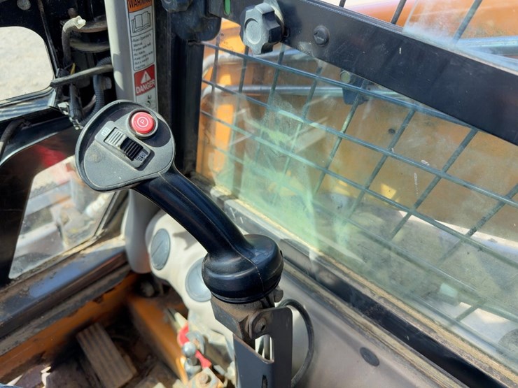 2013-case-sv250-image-18