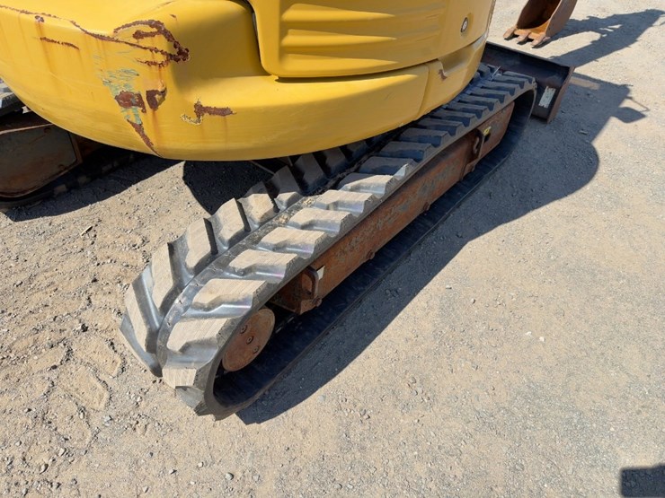 2014-caterpillar-303e-cr-image-21