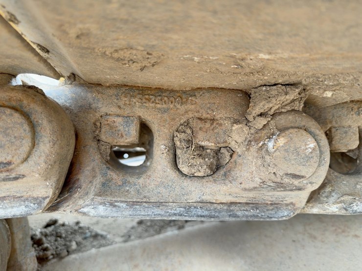 2016-deere-300g-lc-image-21