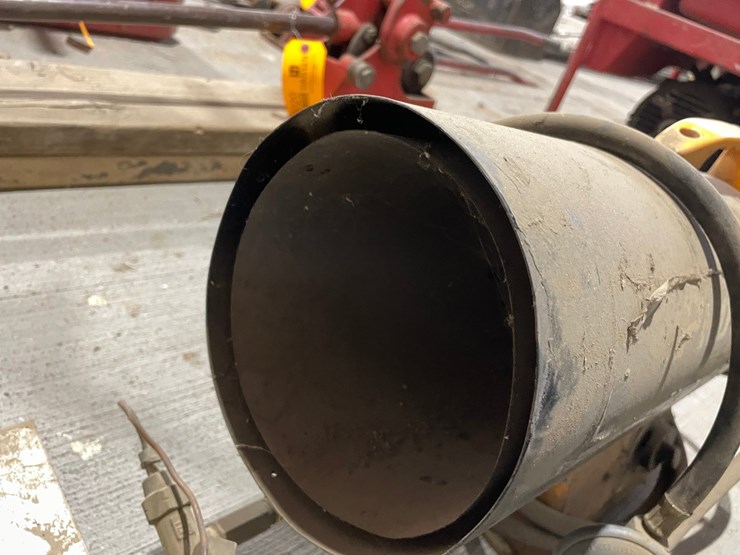 #5010-•-(2)-propane-heaters-image-12
