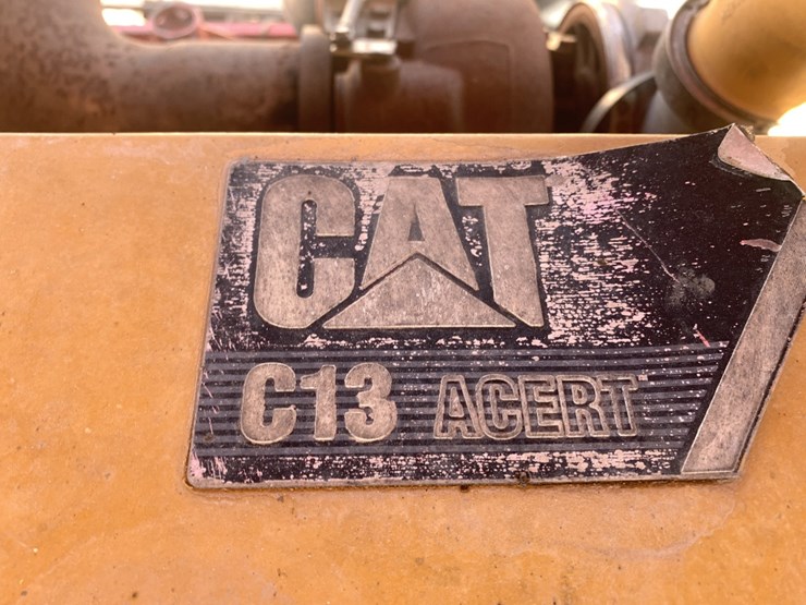 2012-caterpillar-c13-image-10