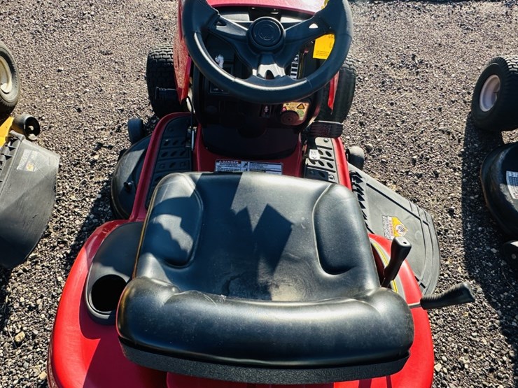 troy-bilt-tb-2142-riding-lawn-mower-image-7