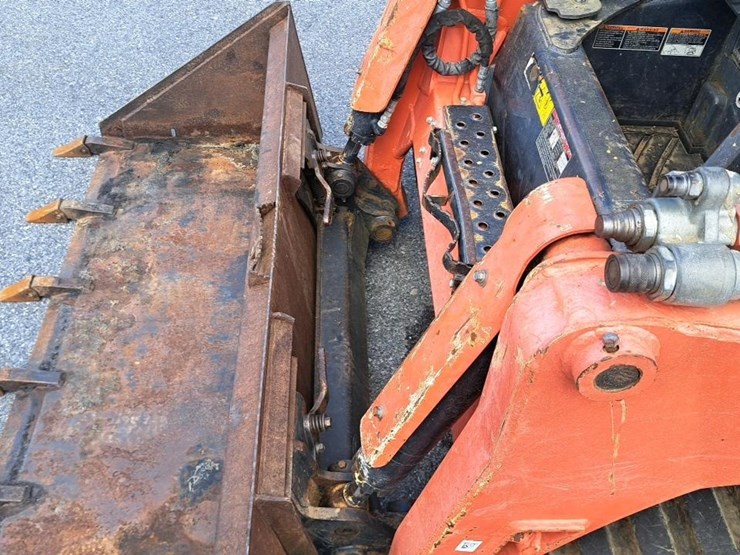 kubota-svl95-2s-image-25