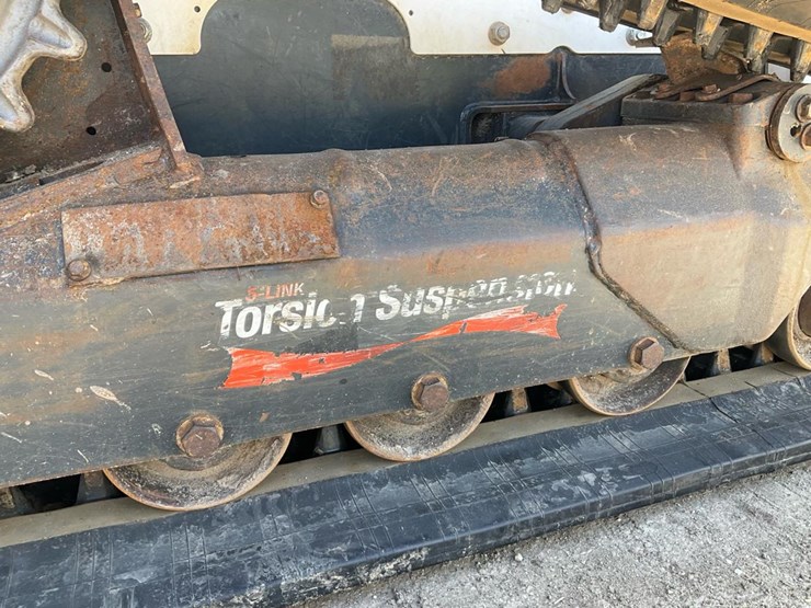 2021-bobcat-t870-image-59