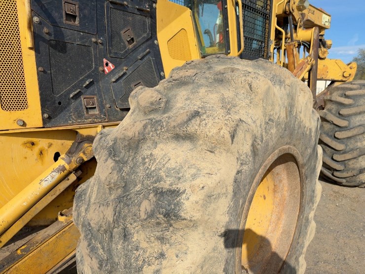 2016-tigercat-610e-image-14