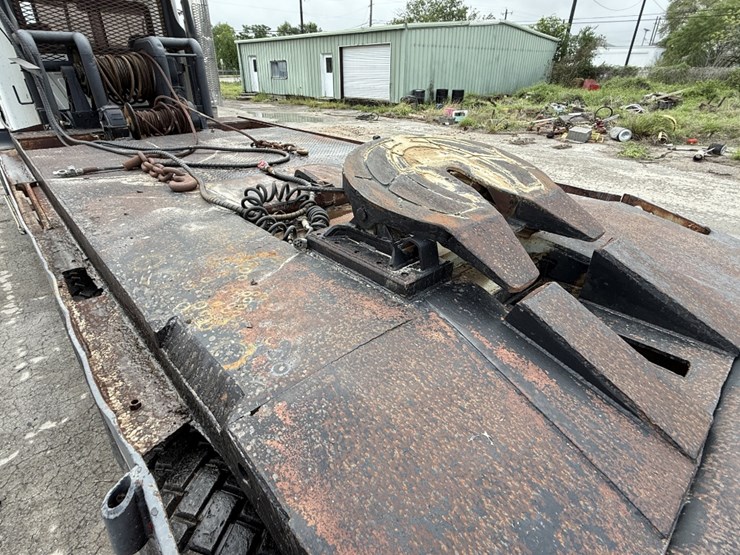 1999-mack-ch613-image-10