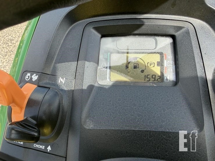 2022-john-deere-x380-image-20