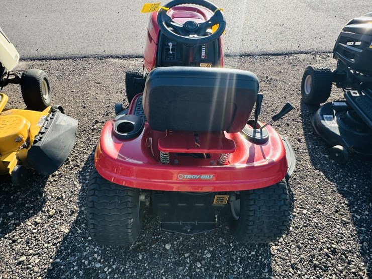 troy-bilt-tb-2142-riding-lawn-mower-image-6