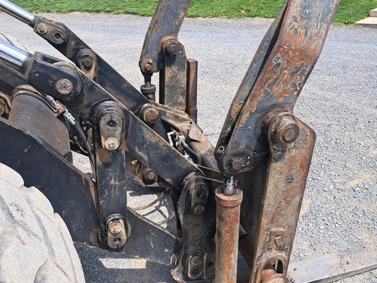 2002-deere-tc54h-image-29