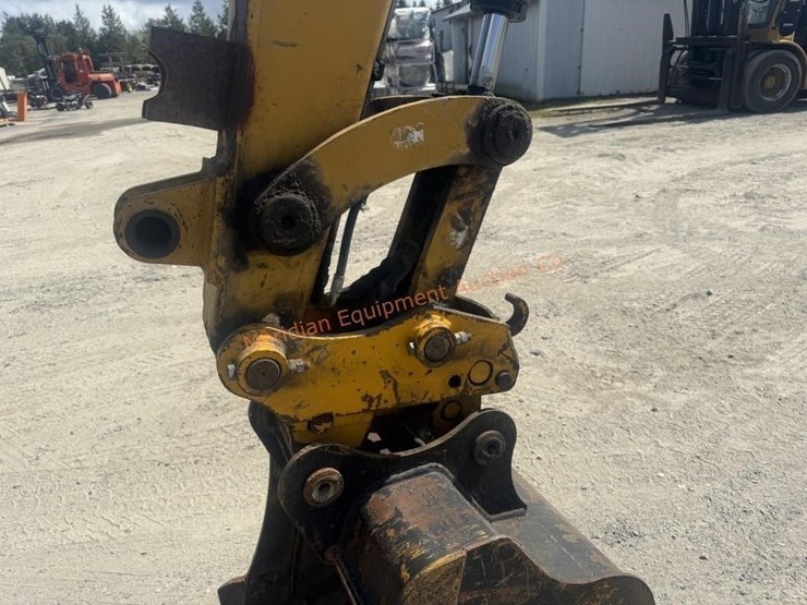 caterpillar-305e2-image-32