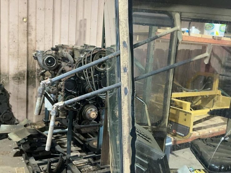 #149-•-2017-hurdle-magnum-lt-carriage-image-58