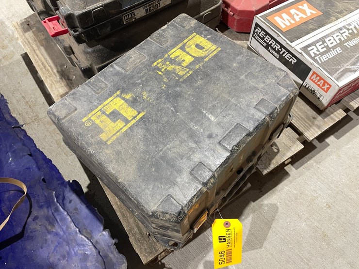 #5046-•-dewalt-7-1/4"-circular-saw-image-2