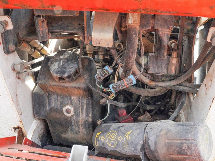 2014-bobcat-mt55-image-13