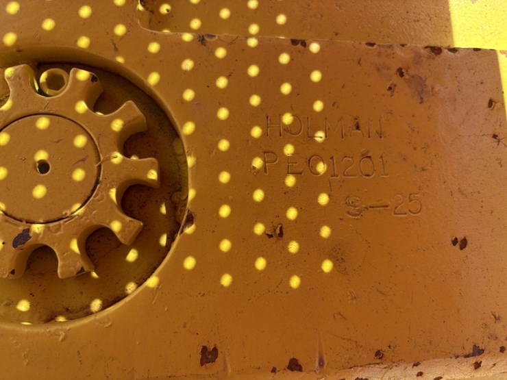 2025-crown-600-image-4