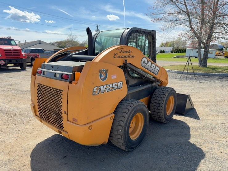 2013-case-sv250-image-5