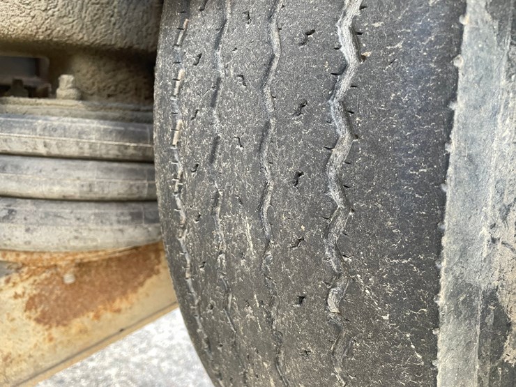 1996-cummins-m11-image-69