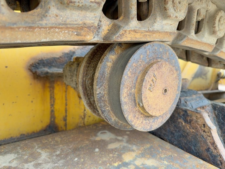 2002-deere-700h-xlt-image-17