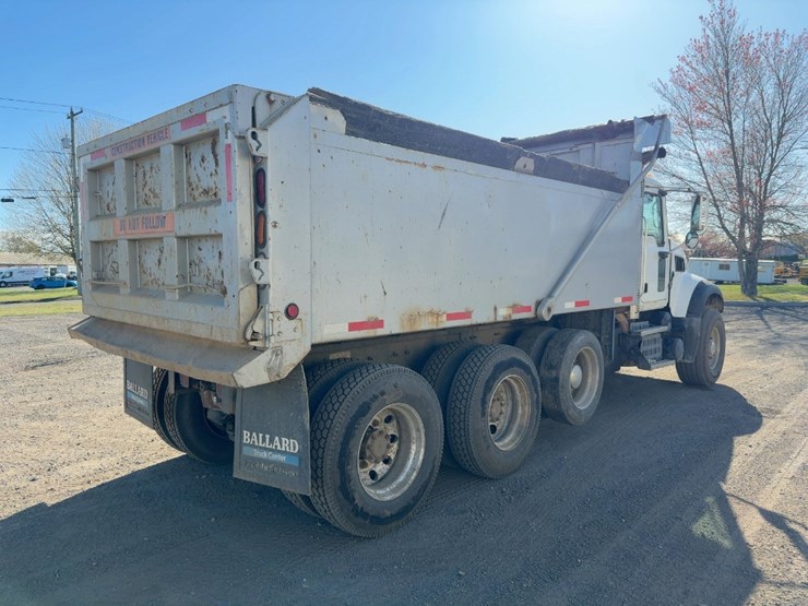 2010-mack-granite-gu713-image-5