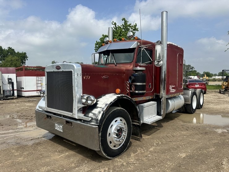 1981-peterbilt-359-image-1