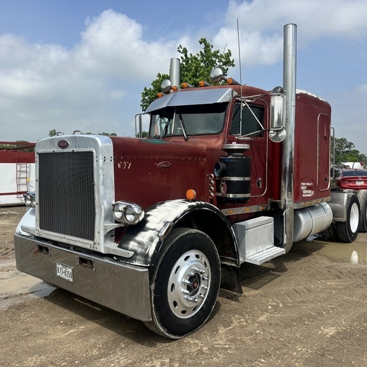 1981 PETERBILT 359