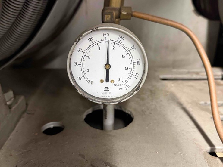 ingersoll-rand-15-hp-compressor-image-9