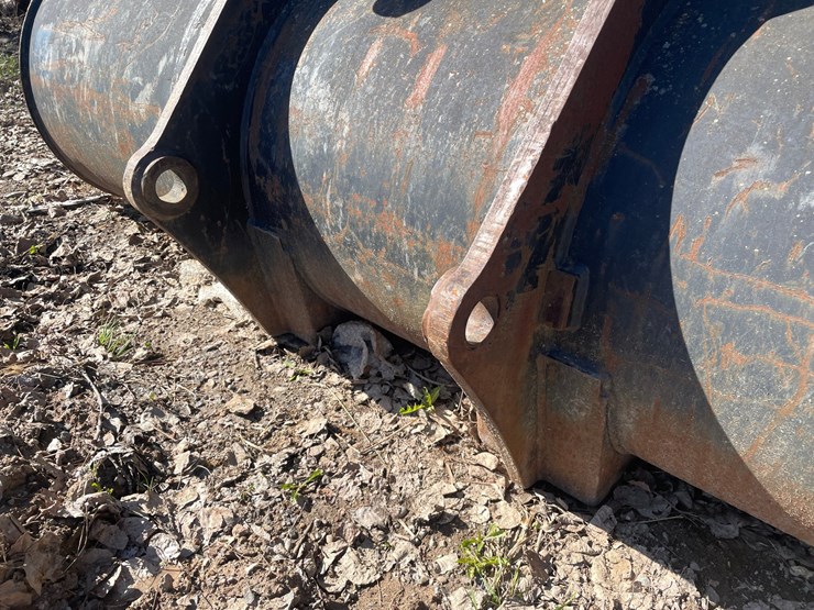 caterpillar-th350b-image-5