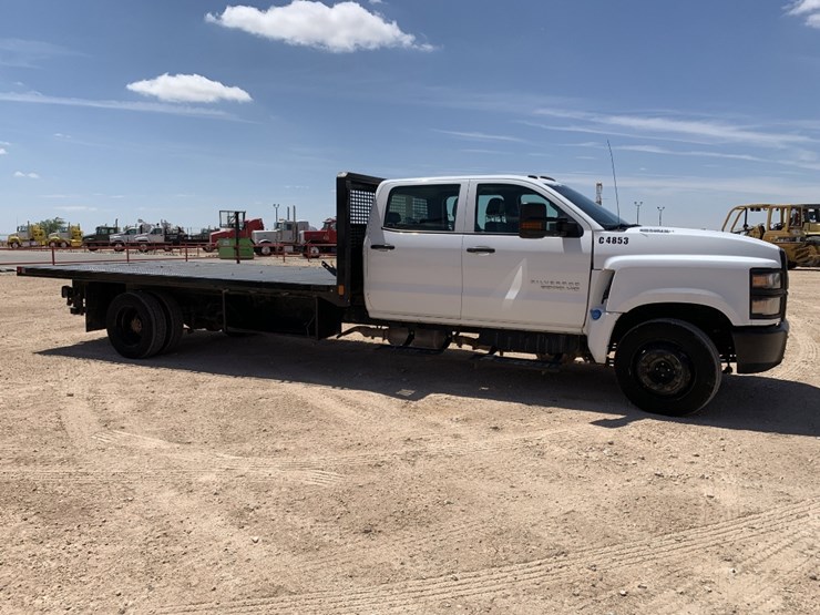 2022-chevrolet-silverado-6500hd-image-5