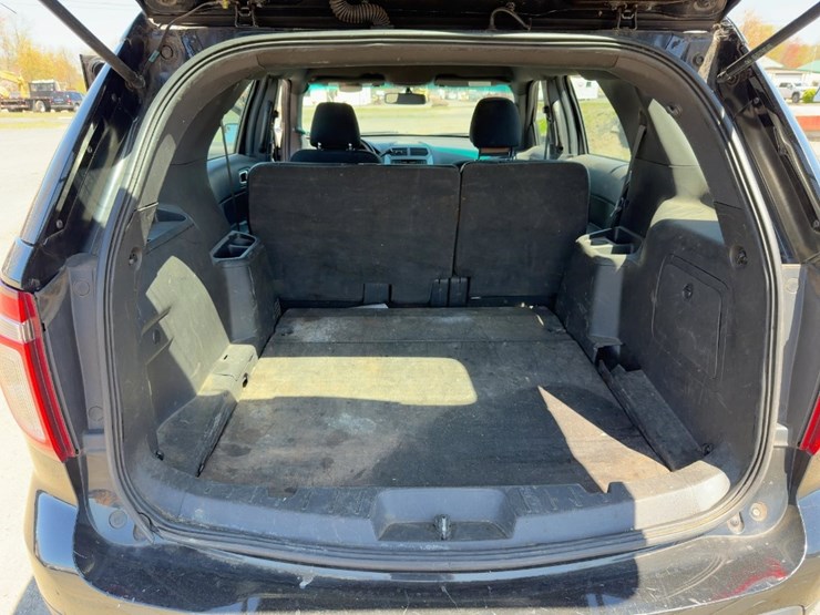 2014-ford-explorer-police-interceptor-image-13