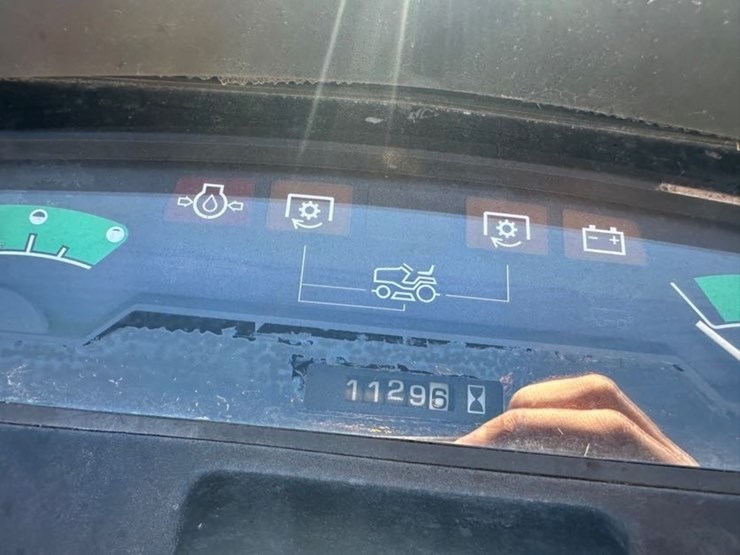 john-deere-425-image-10