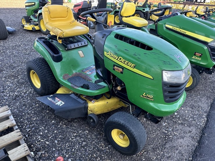 2004-john-deere-l110-image-4