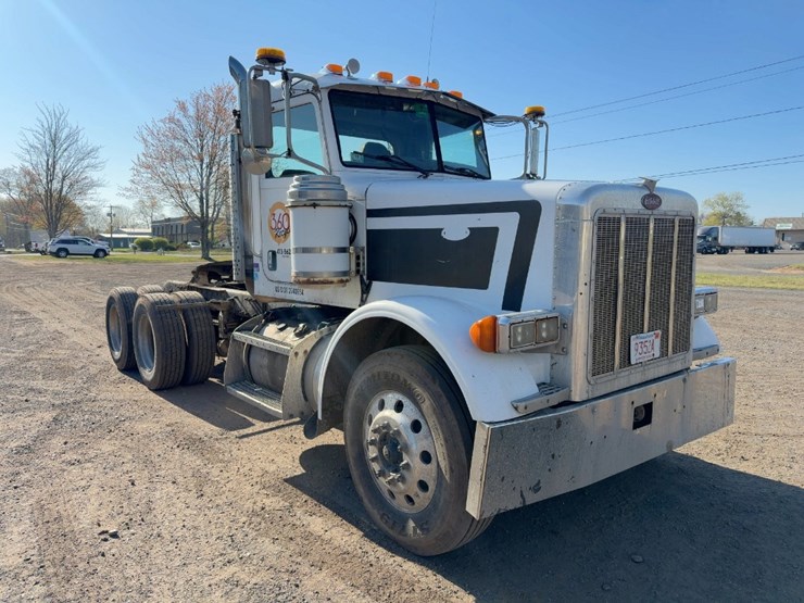 2007-peterbilt-378-image-7