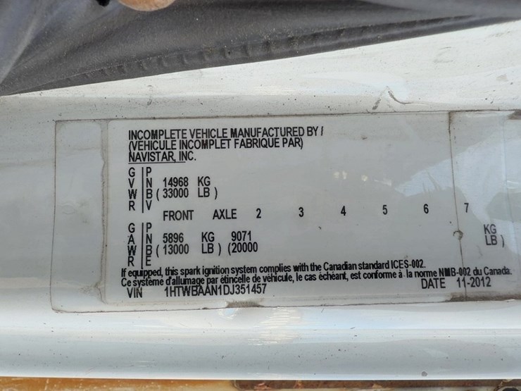 2013-international-7300-image-26